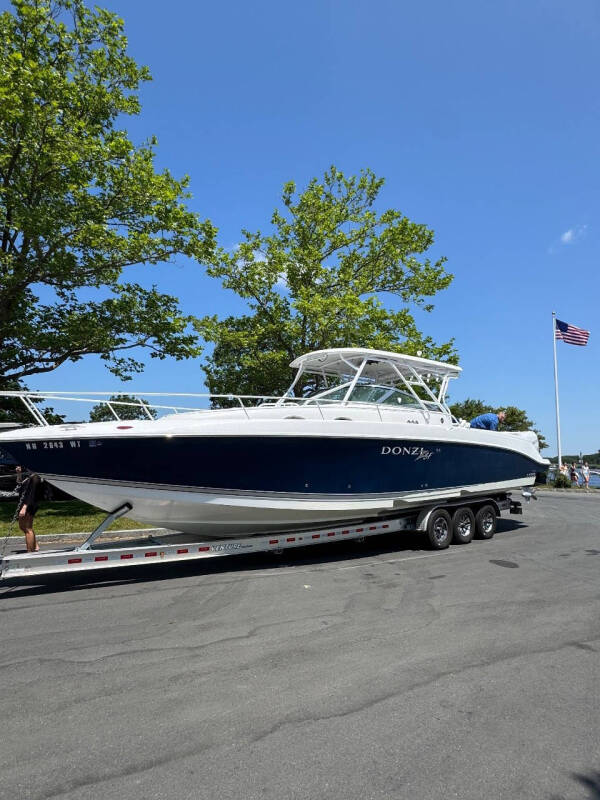 2007 Donzi Marine 38 zsf