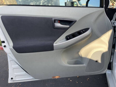 2011 Toyota Prius One