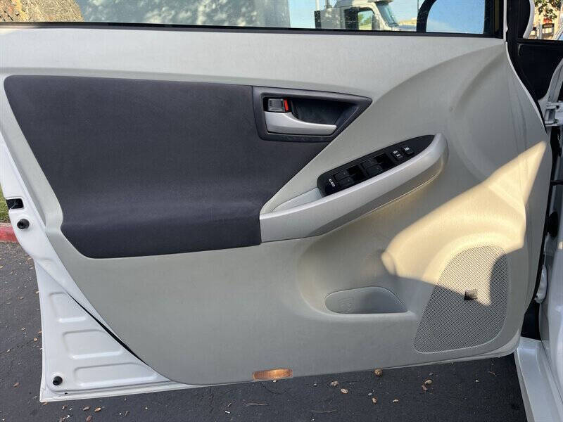 2011 Toyota Prius One