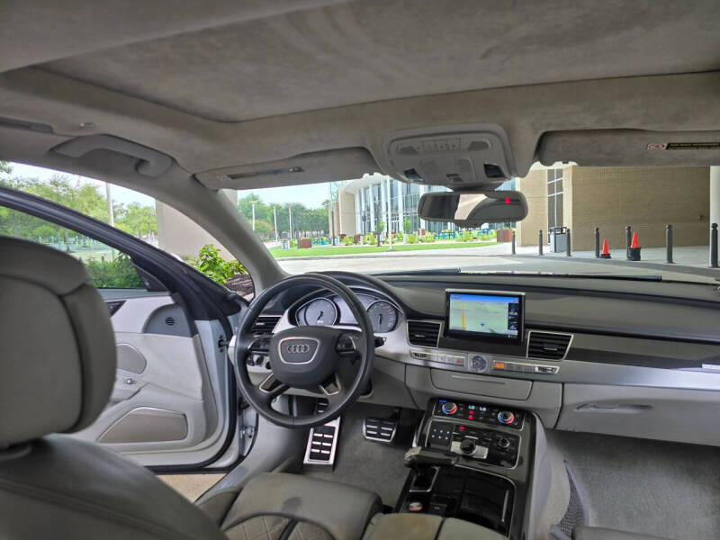 2014 Audi S8 4.0T quattro