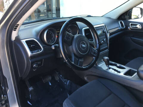 2012 Jeep Grand Cherokee Laredo