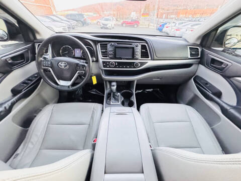 2015 Toyota Highlander LE Plus