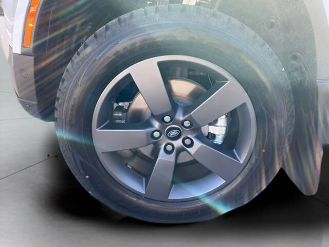 2025 Land Rover Defender 90 P300 S