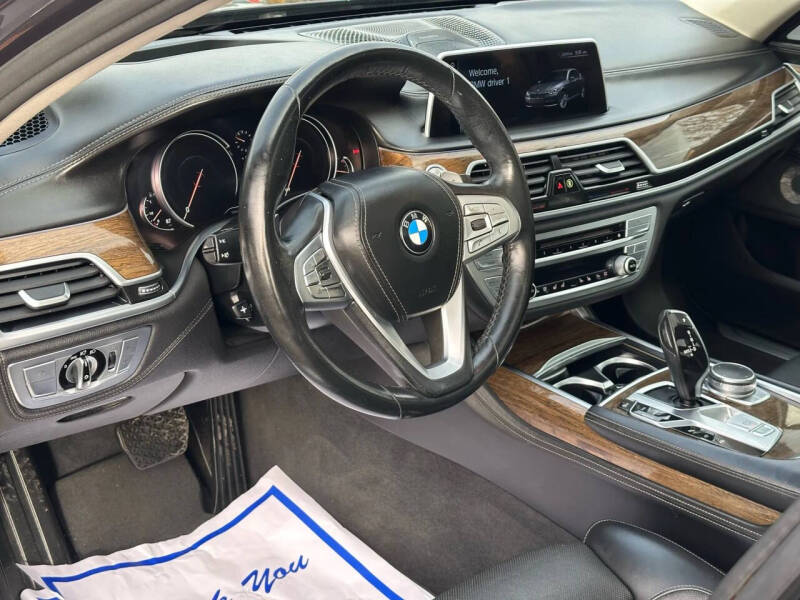 2016 BMW 7 Series 750i xDrive