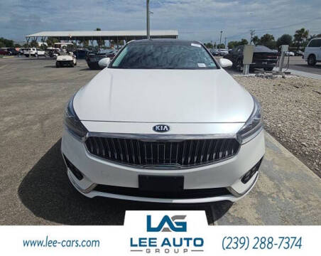 2017 Kia Cadenza Technology