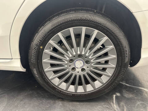 2015 Mercedes-Benz C-Class C 300