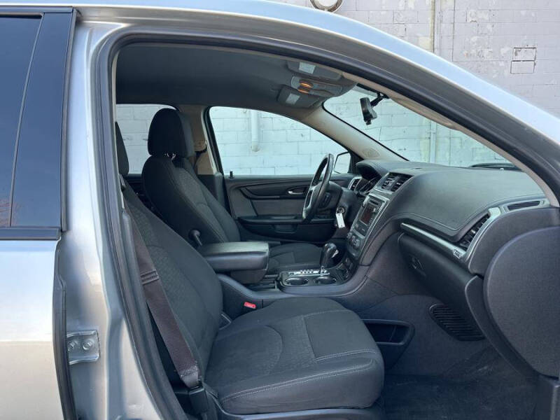 2015 GMC Acadia SLE-1
