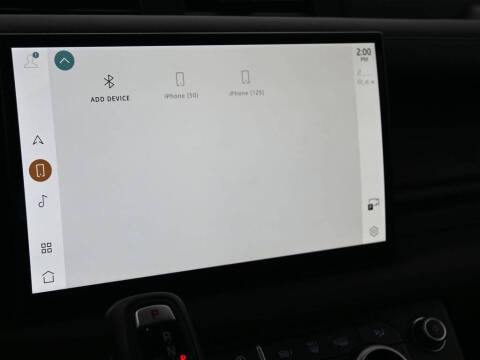 2023 Land Rover Defender 90 V8