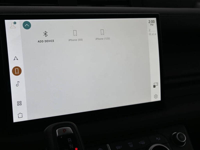 2023 Land Rover Defender 90 V8