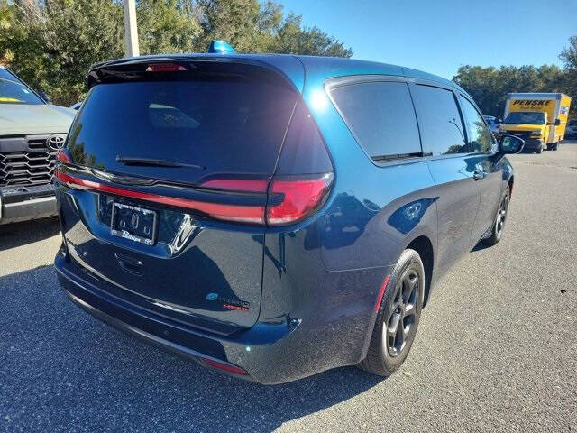 2022 Chrysler Pacifica Hybrid Limited