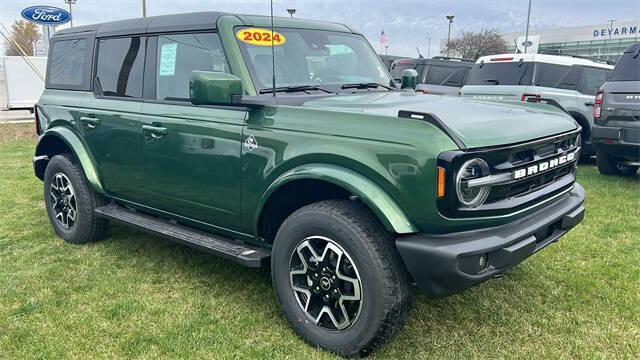 2024 Ford Bronco Outer Banks
