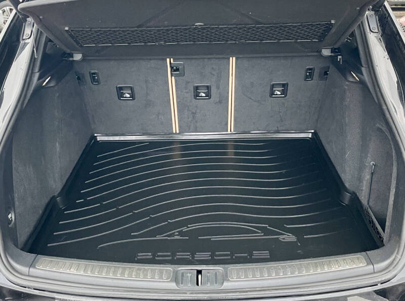 2017 Porsche Macan S