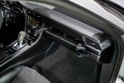 2016 Porsche 911 Carrera GTS