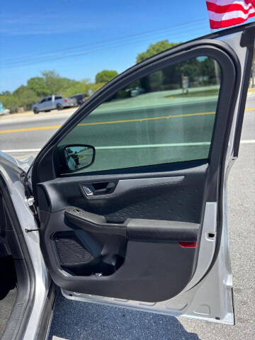 2020 Ford Escape S