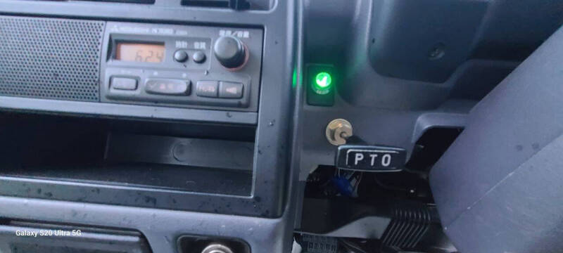 1998 Mitsubishi MINICAB DUMP PTO