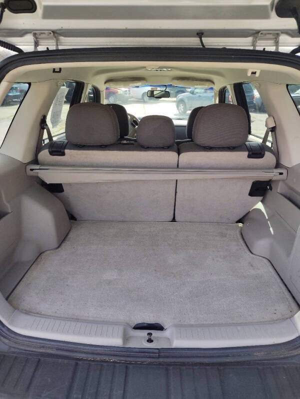 2010 Ford Escape XLS
