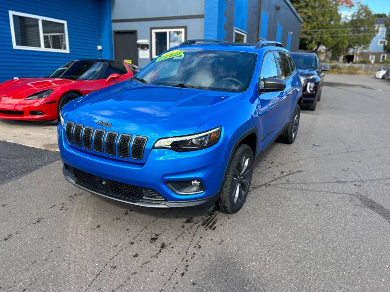 2021 Jeep Cherokee for sale at Jon's Auto in Marquette, MI