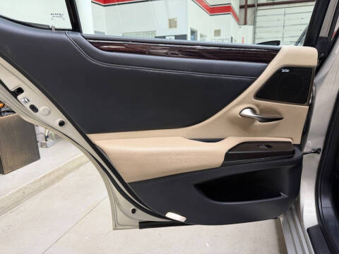 2019 Lexus ES 350