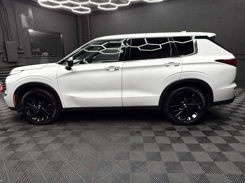 2023 Mitsubishi Outlander