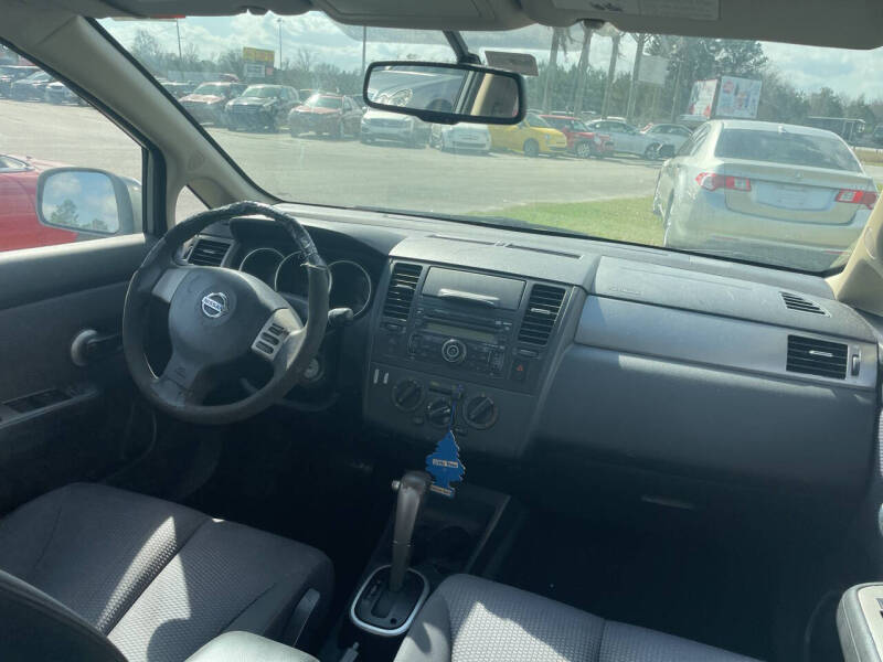 2008 Nissan Versa 1.8 S