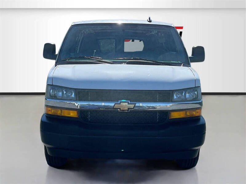 2024 Chevrolet Express 2500
