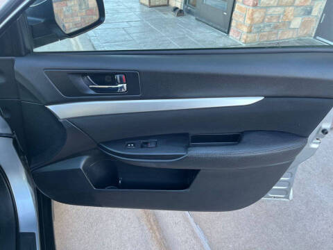 2012 Subaru Outback 2.5i Premium