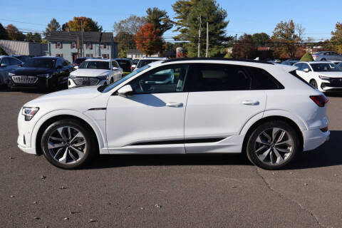 2021 Audi e-tron quattro Premium Plus