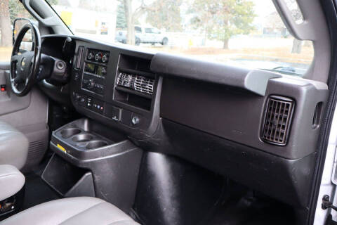 2021 Chevrolet Express 2500