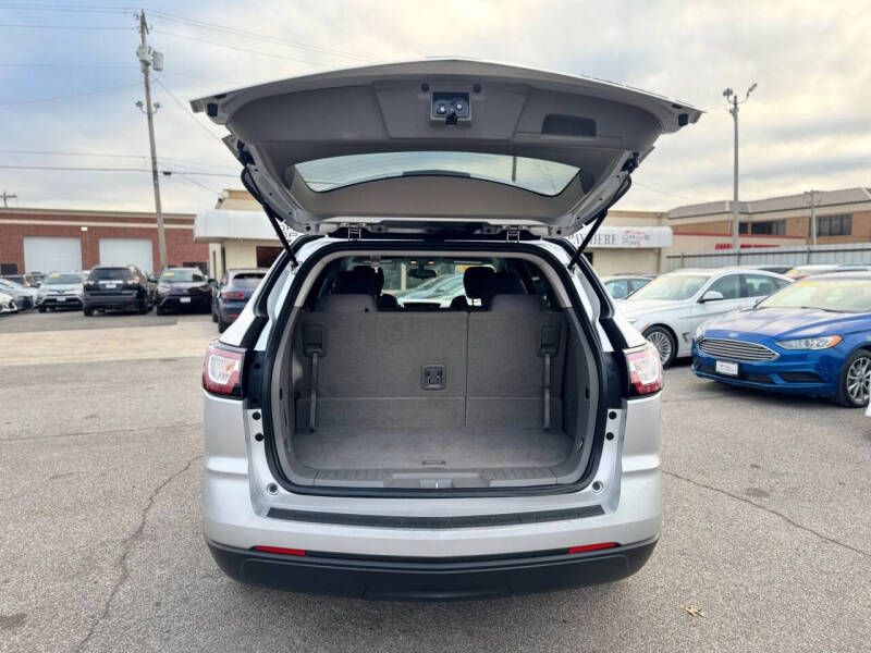 2016 Chevrolet Traverse LS