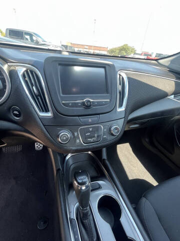 2017 Chevrolet Malibu LT