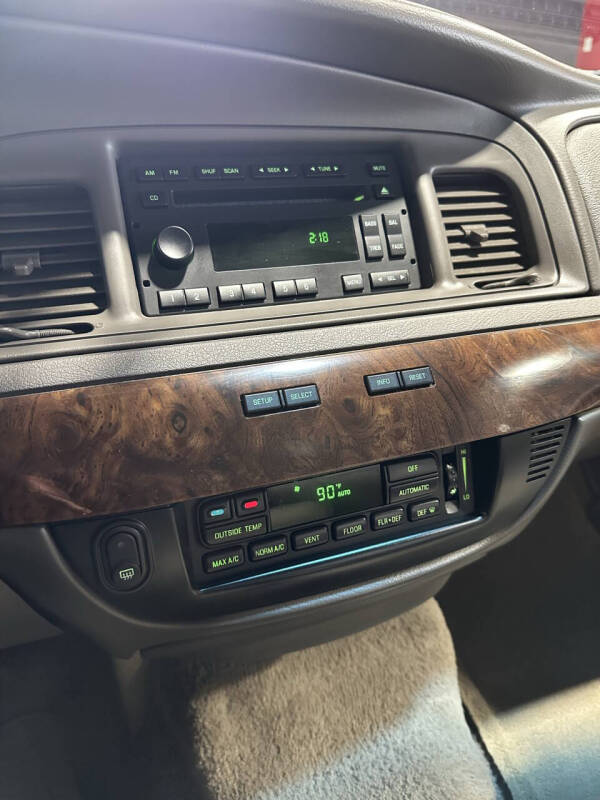 2009 Mercury Grand Marquis LS