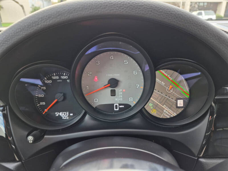 2016 Porsche Macan S