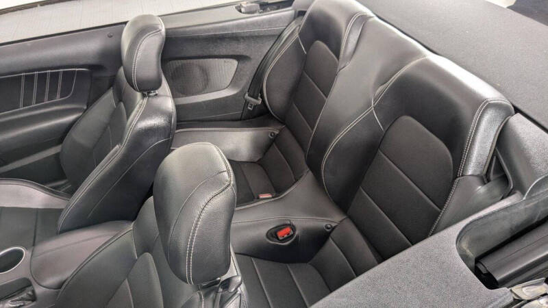 2023 Ford Mustang EcoBoost Premium