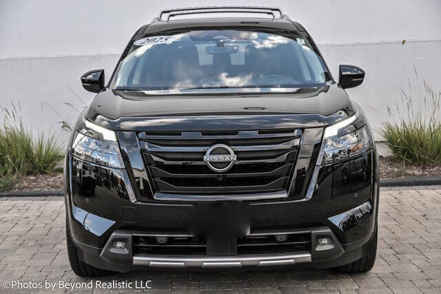2025 Nissan Pathfinder Platinum