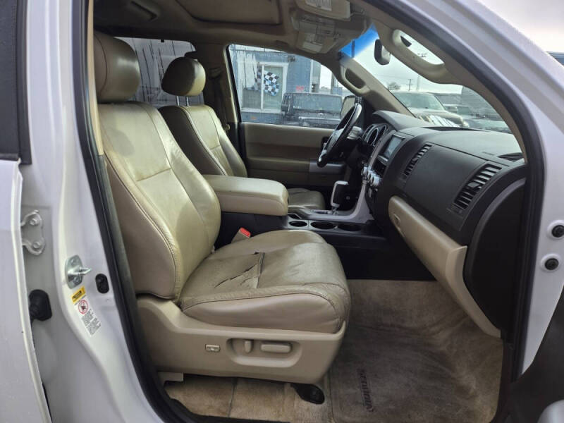 2008 Toyota Sequoia Platinum