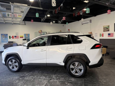 2023 Toyota RAV4 Hybrid XLE