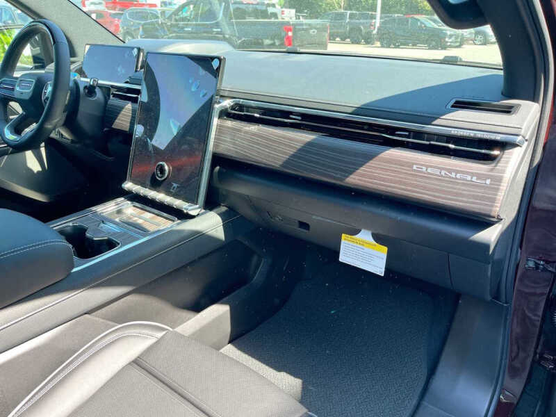 2025 GMC Sierra EV Denali