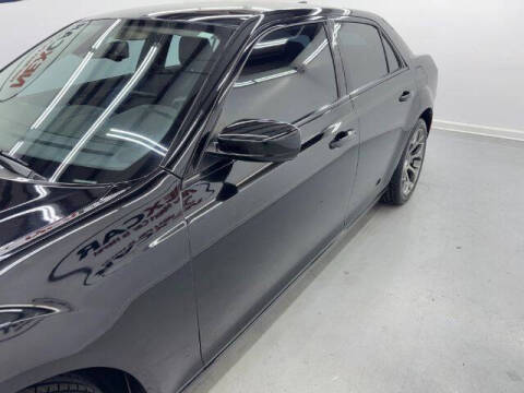 2018 Chrysler 300