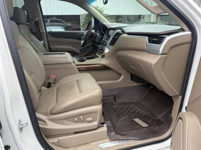 2017 GMC Yukon XL SLT