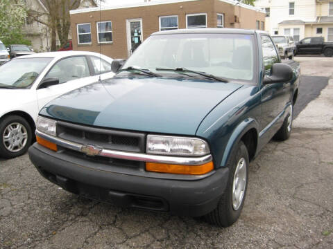 1998 Isuzu Hombre for sale at S & G Auto Sales in Cleveland OH