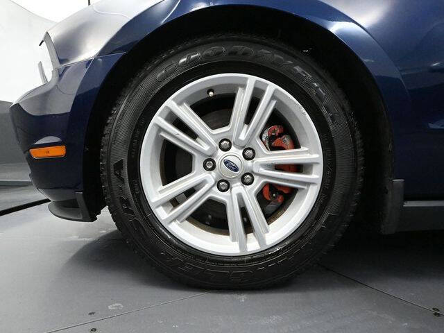 2012 Ford Mustang V6