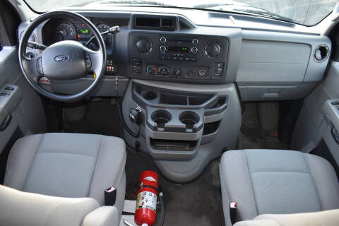 2010 Ford E-Series E-350 SD