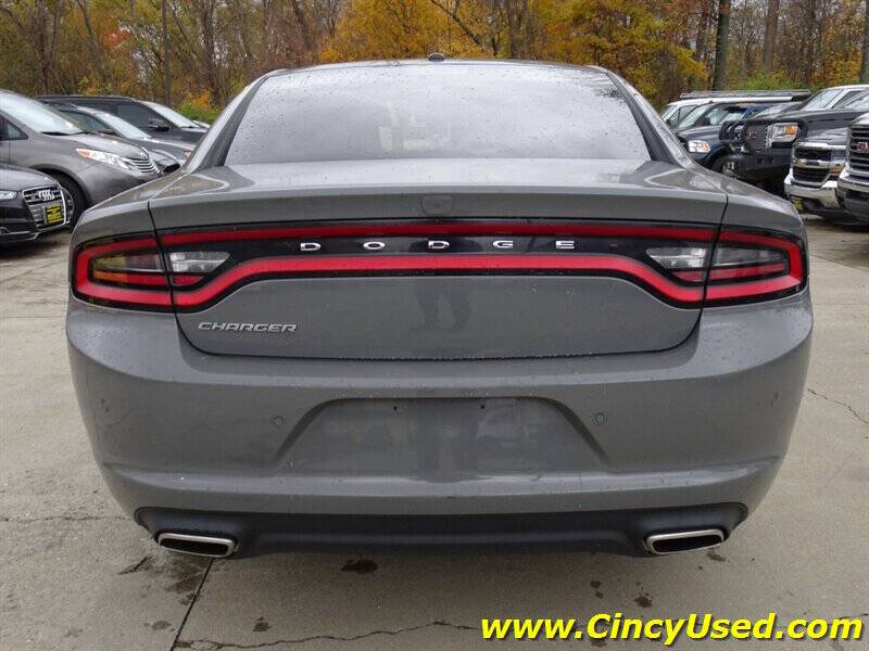 2019 Dodge Charger SXT