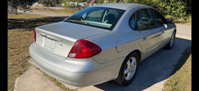 2003 Ford Taurus SES