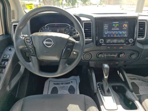 2024 Nissan Frontier SV