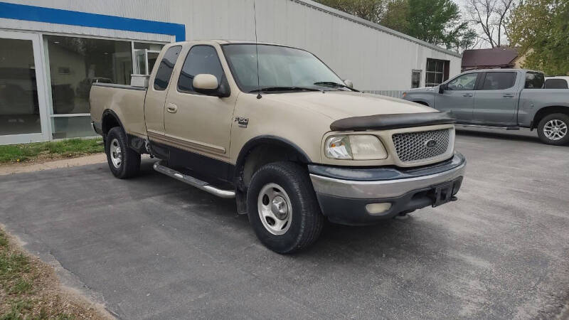 Used 1999 Ford F-150 XLT with VIN 1FTRX18L7XNB18423 for sale in Frankfort, KS