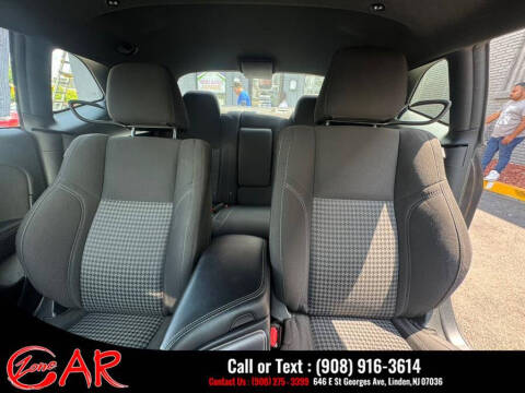 2023 Dodge Challenger SXT