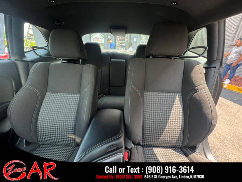 2023 Dodge Challenger SXT