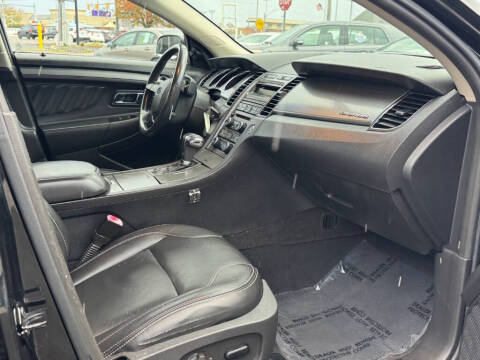 2011 Ford Taurus SEL