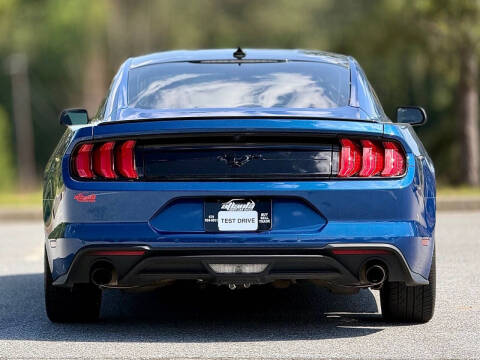 2022 Ford Mustang EcoBoost